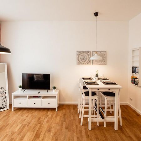 Goethe Palais Suite Charlotte 4P L Lift I Parkplatzi Zentrum I Helios Aue  Dış mekan fotoğraf